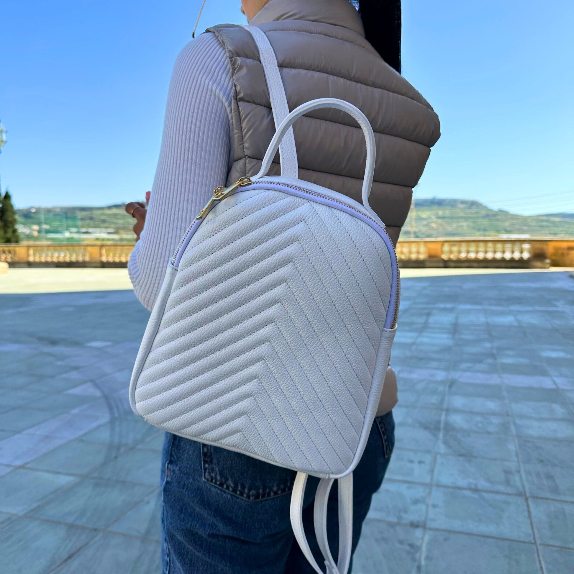 White Backpack - HoneyBeeMT